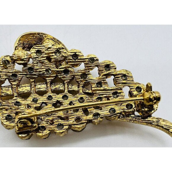 Vintage Monet Gold Tone Rhinestone Leaf Brooch Pin Faceted Glass - Picture 5 of 6